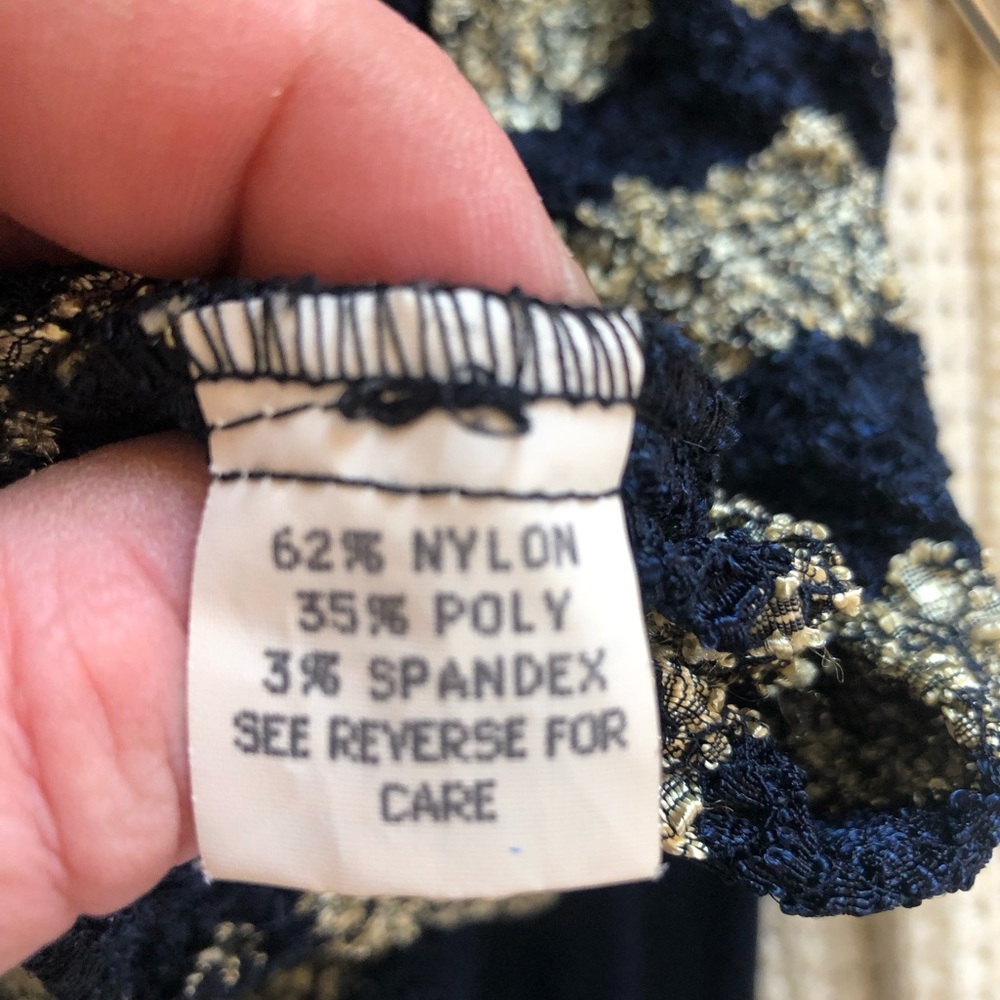 Medium Weight Crinkly Button Down Blouse - image 7